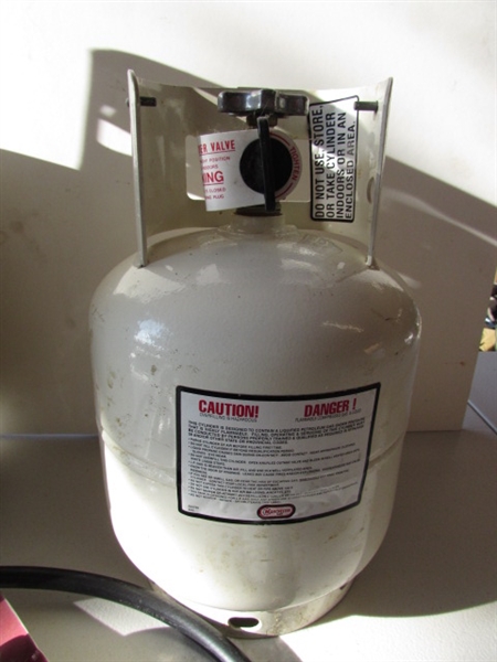 PROPANE TANKS AND HOSES