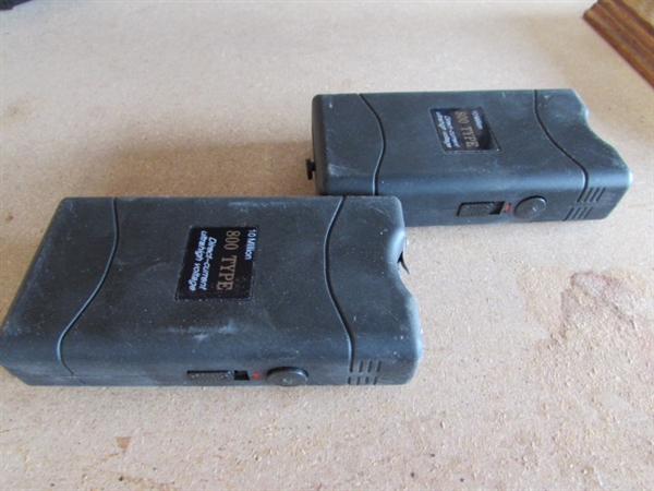 2 STUN GUNS AND GRENADE WALL HOOK