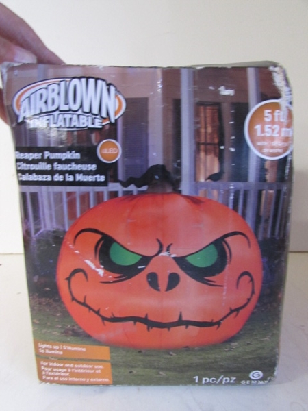 LARGE WIRE SNOWMAN, INFLATABLE PUMPKINS