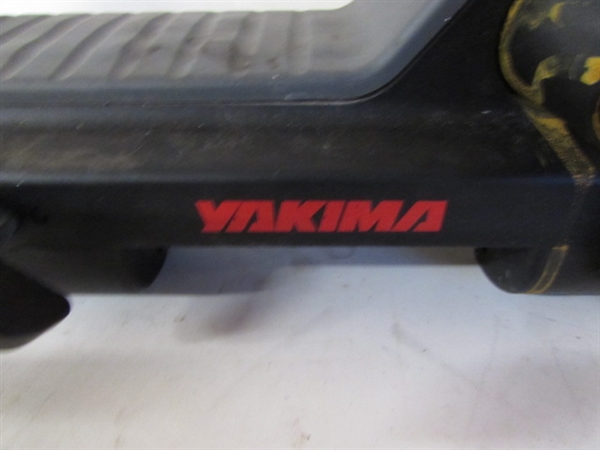 YAKIMA JAYLOW, RATCHET STRAP, SNATCH BLOCK AND MAGNETS