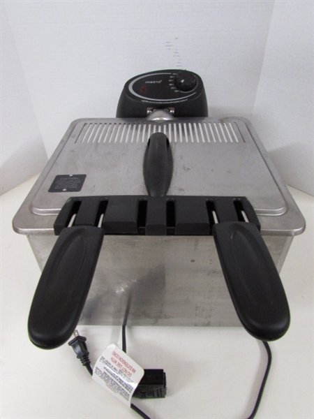 PRESTO ELECTRIC DEEP FRYER AND POTATO SLICER