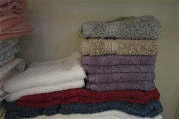 BATH TOWELS, HAND TOWELS & WASHCLOTHS