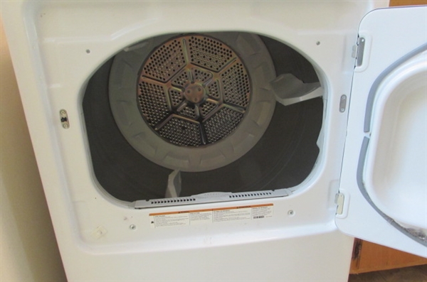 GE LARGE CAPACITY ELECTRIC DRYER
