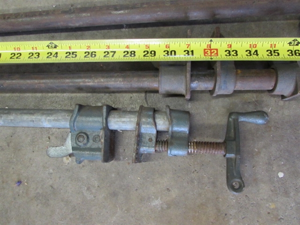 3 SHORT PIPE CLAMPS