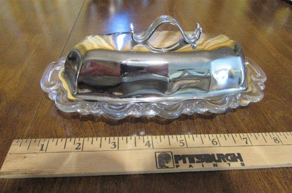 SILVERPLATE AND STAINLESS ITEMS