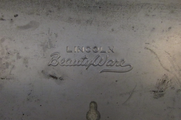 VINTAGE LINCOLN BEAUTYWARE CHROME BREAD BOX & FOIL HOLDER