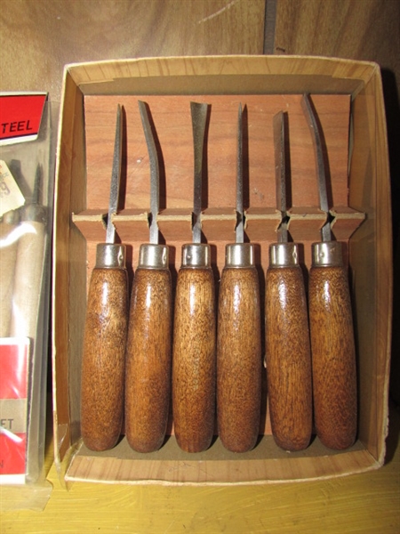 2 WOOD CARVING TOOL SETS, EPOXY & PAINT BRUSHES