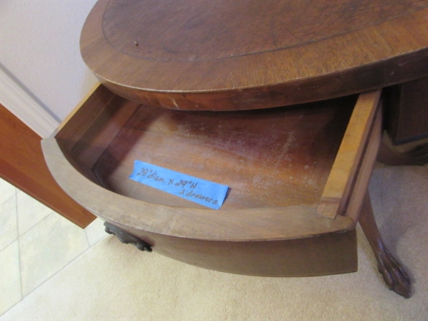 ANTIQUE ROUND 2-DRAWER SIDE TABLE