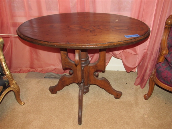 ANTIQUE PARLOR TABLE