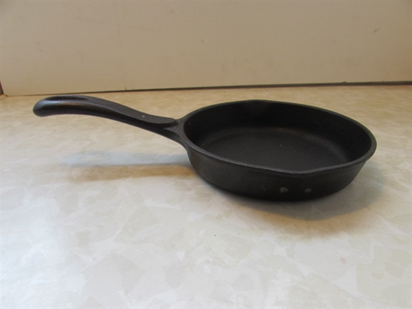 6.5 CAST IRON WAGNER FRYING PAN
