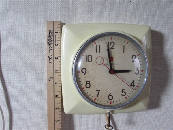 VINTAGE WALL LIGHTS & ELECTRIC CLOCK
