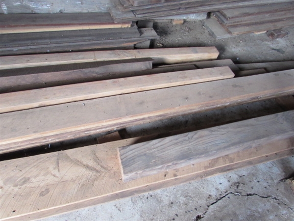 LARGE PIECES OF LUMBER AND WOOD SCRAP