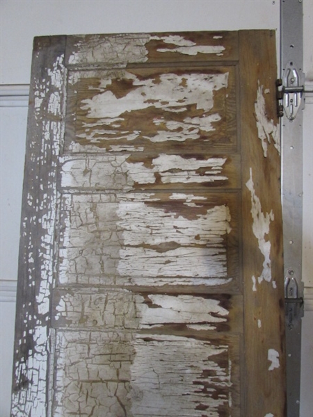 ANTIQUE SOLID WOOD DOOR