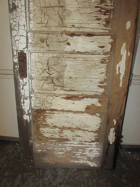 ANTIQUE SOLID WOOD DOOR