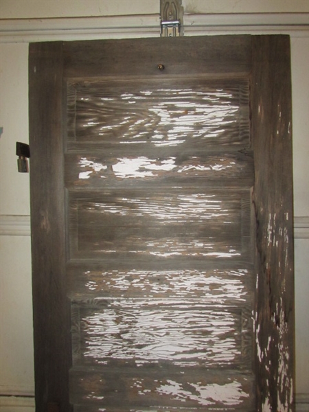 ANTIQUE SOLID WOOD DOOR