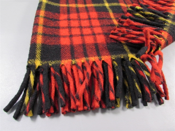 RED PLAID WOOL THROW W/FRINGE