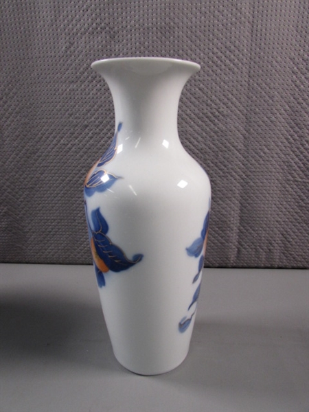 JAPANESE & GERMAN VASES