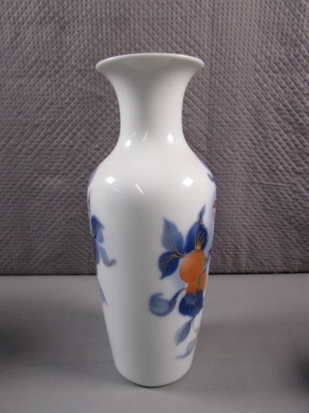 JAPANESE & GERMAN VASES