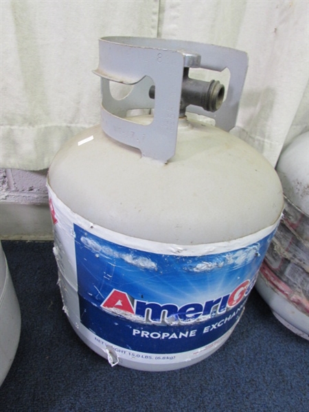 4 5-GALLON PROPANE TANKS