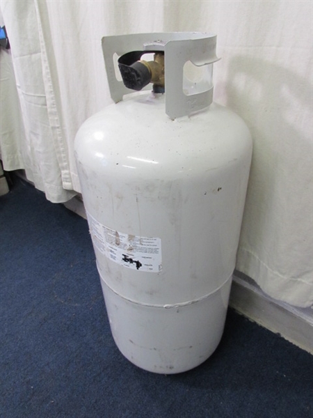 10-GALLON ??? PROPANE TANK