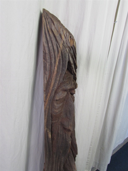 WOOD CARVED MAN'S FACE