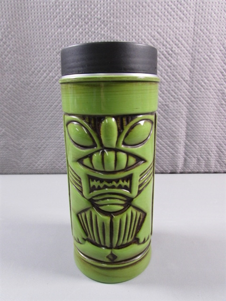 INSULATED TRAVEL MUGS, WATER BOTTLES & MORE