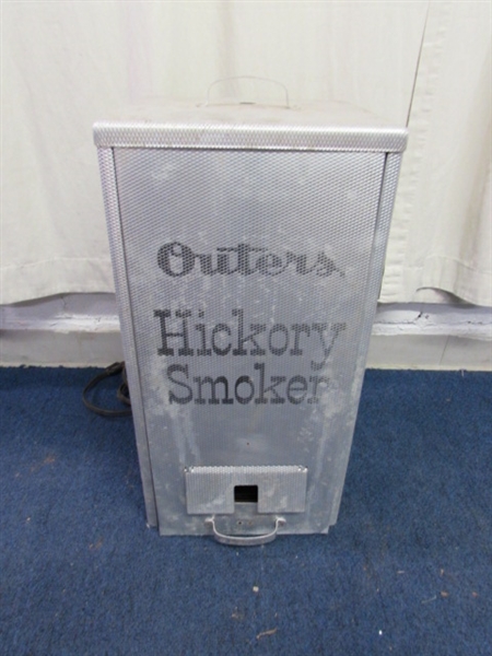 OUTERS ELECTRIC SMOKER W/PELLETS