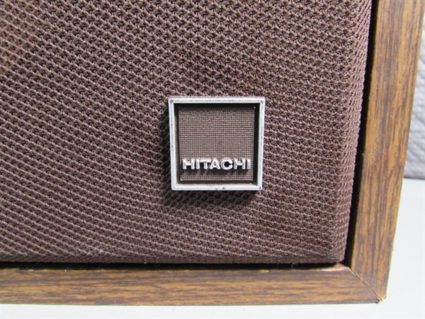 VINTAGE HITACHI BOX SPEAKERS
