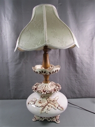VINTAGE ORNATE TABLE LAMP W/VICTORIAN STYLE SHADE