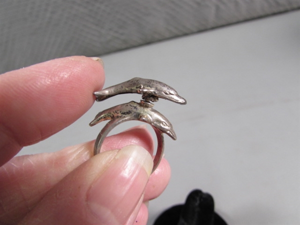 STERLING SILVER ARTICULATED DOLPHIN RING