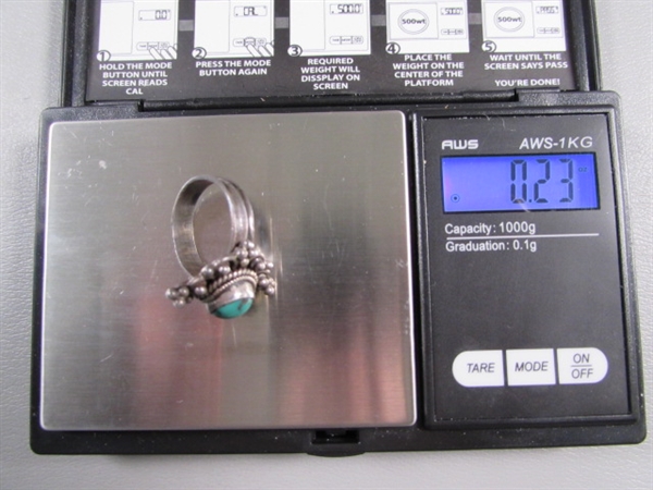 STERLING SILVER & TURQUOISE RING - UNMARKED