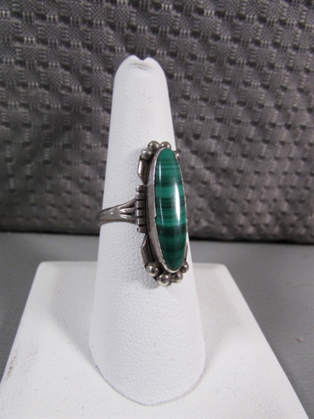 STERLING SILVER & MALACHITE RING