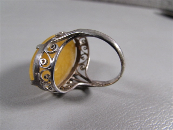 STERLING SILVER & AMBER RING - UNMARKED