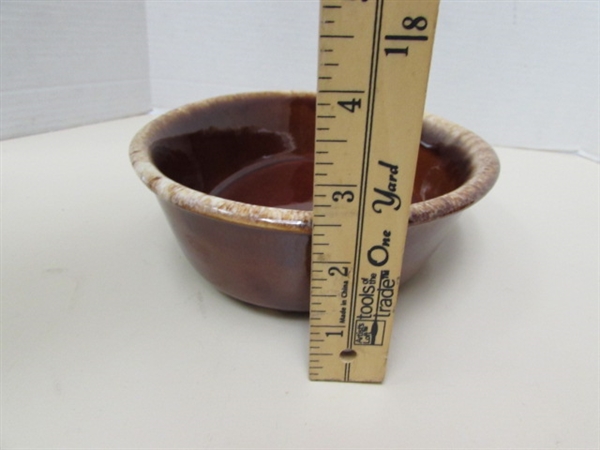 HULL OVEN PROOF POTTERY