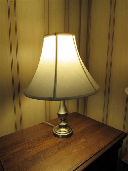 PAIR OF MODERN SIDE TABLE LAMPS