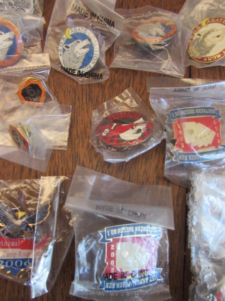 LARGE COLLECTION OF MC/HARLEY-DAVIDSON THEMED PINS-MOST ARE NEW