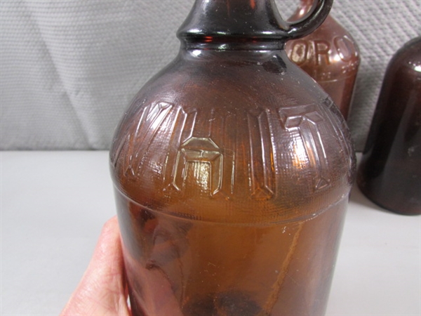 ASSORTED SIZES OF VINTAGE BLEACH/CLOROX BROWN GLASS BOTTLES
