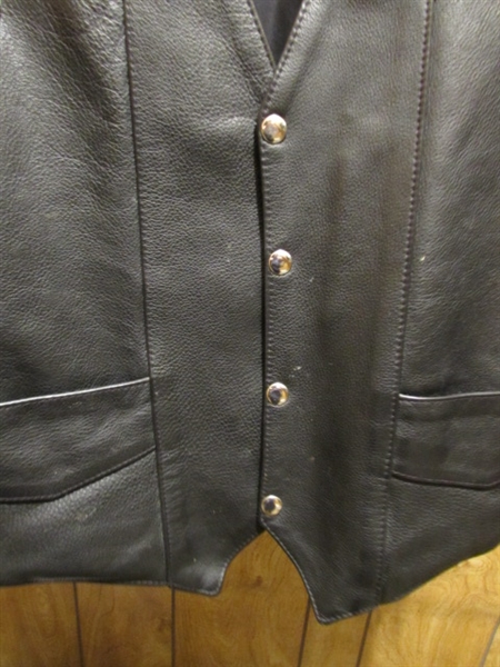 MEN'S LEATHER VEST - LIKE NEW CONDITION