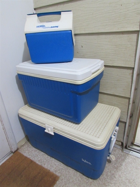BLUE ICE CHESTS AND PLAYMATE COOLER