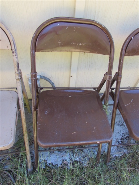 5 METAL FOLDING CHAIRS