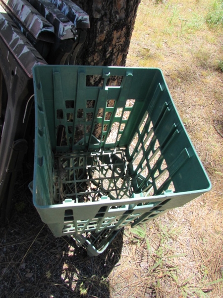 4 PLASTIC SAWHORSES & 2 EGG CRATES