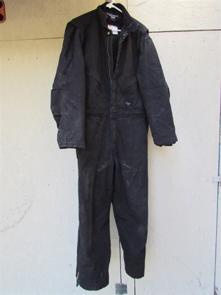 WALL'S INSULATED COVERALLS -SIZE LARGE