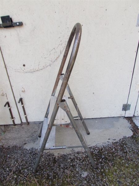 2 ALUMINUM STEP LADDERS