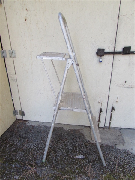 2 ALUMINUM STEP LADDERS