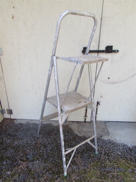 2 ALUMINUM STEP LADDERS