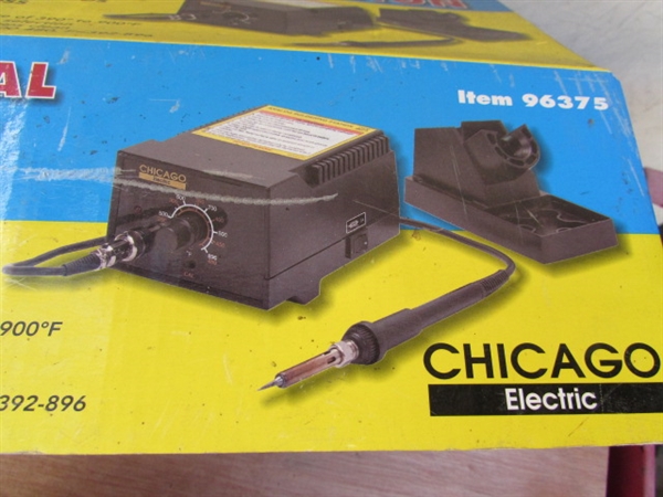 NEW CHICAGO ELECTRIC PRO SOLDERING STATION