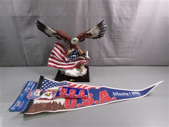 AMERICAN FLAG/EAGLE STATUE & PENNANT SET