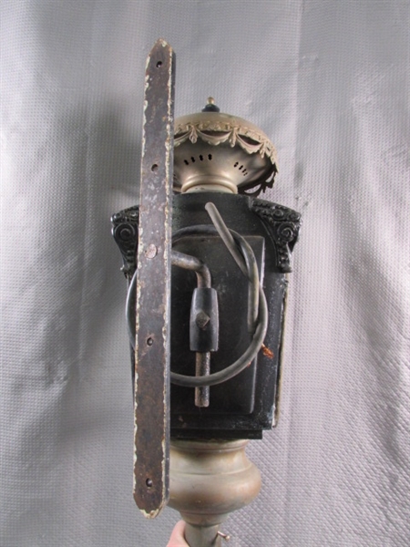 ANTIQUE ELECTRIFIED HEARSE CARRIAGE LANTERN - UNTESTED