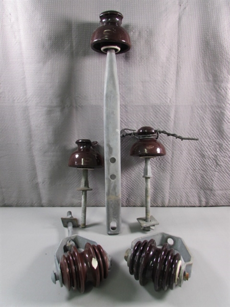 5 CERAMIC INSULATORS