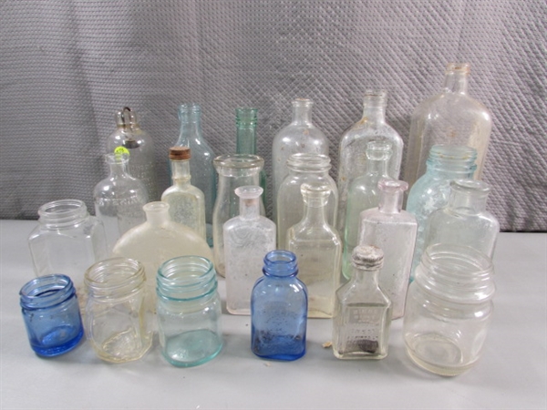 VINTAGE/ANTIQUE BOTTLE COLLECTION